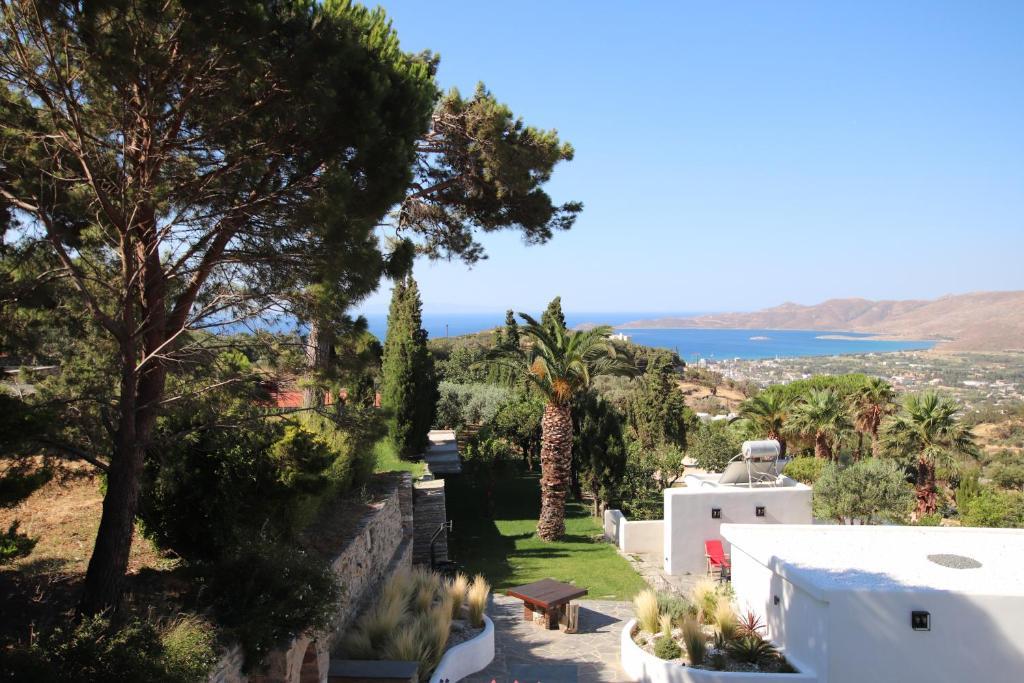 2 - vente propriété vue mer kárystos grèce centrale grèce