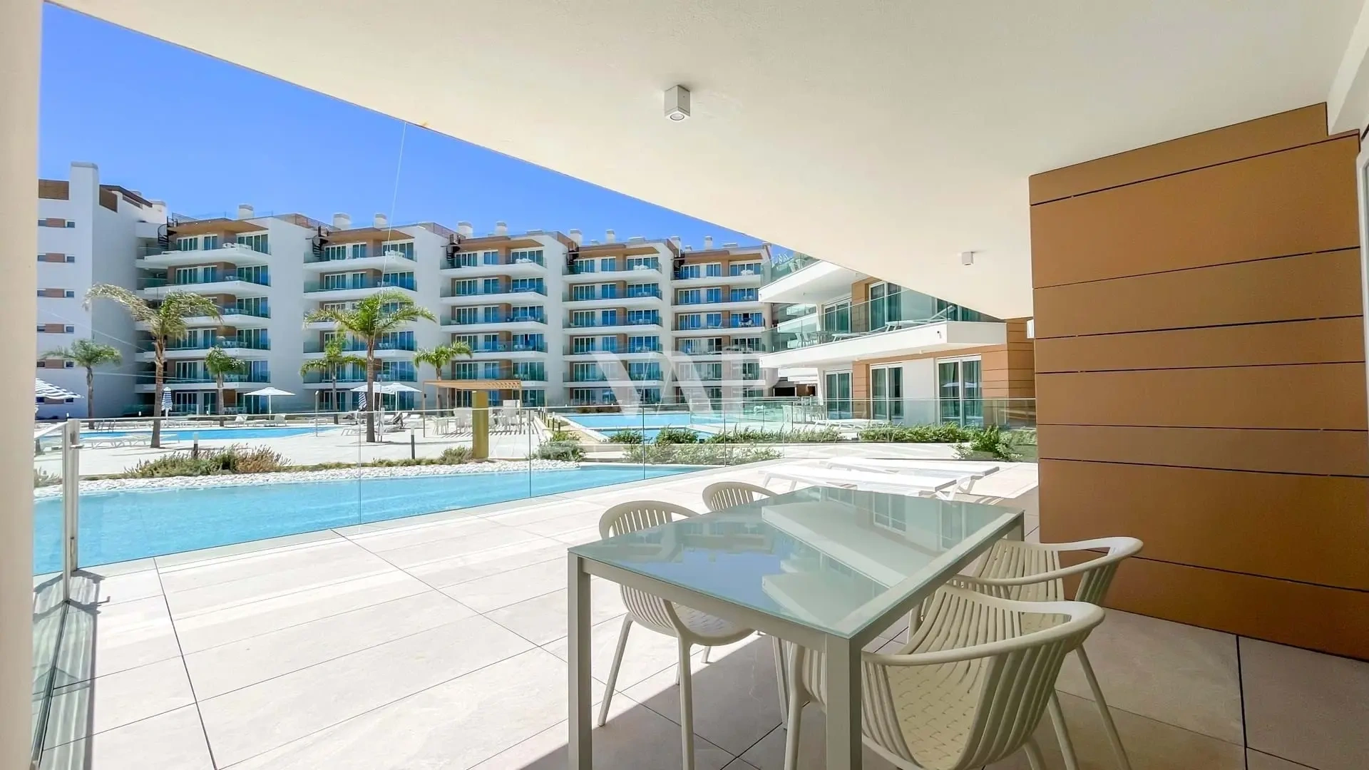 1 - verkauf wohnung direkt am wasser quarteira algarve portugal