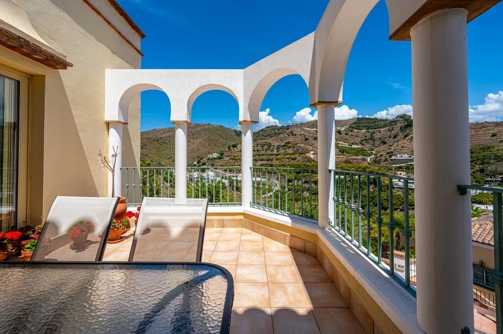2 - apartment for sale in nerja andalusia spain