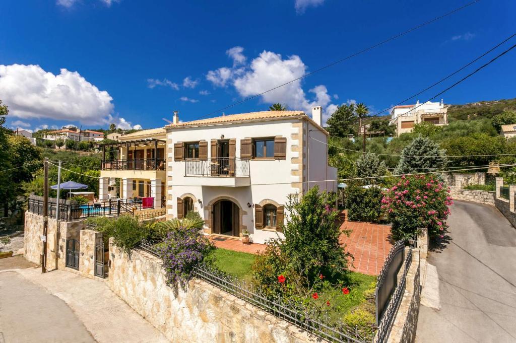 1 - house for sale in chania crete greece