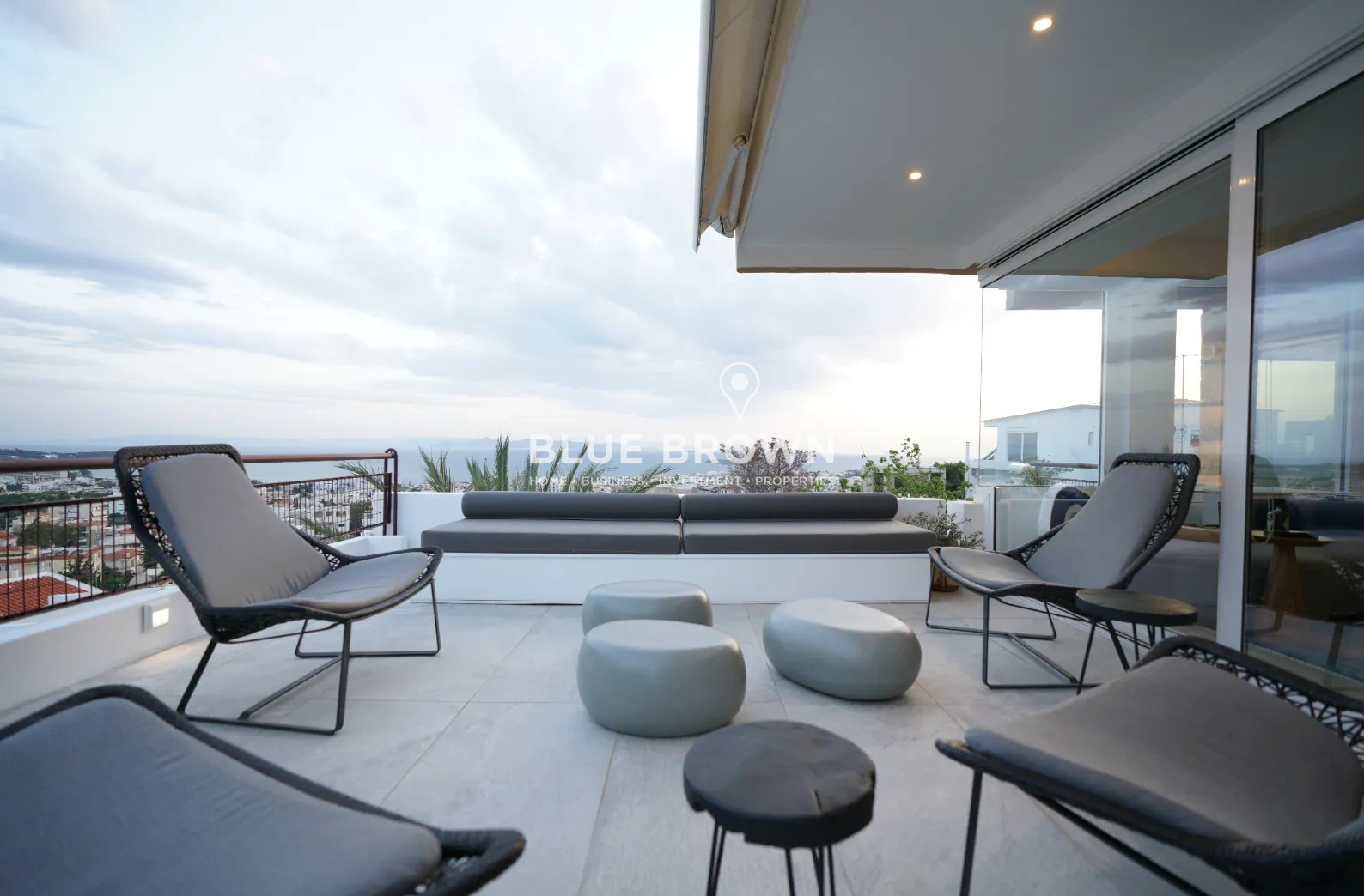 2 - vente appartement vue mer voula attique grèce