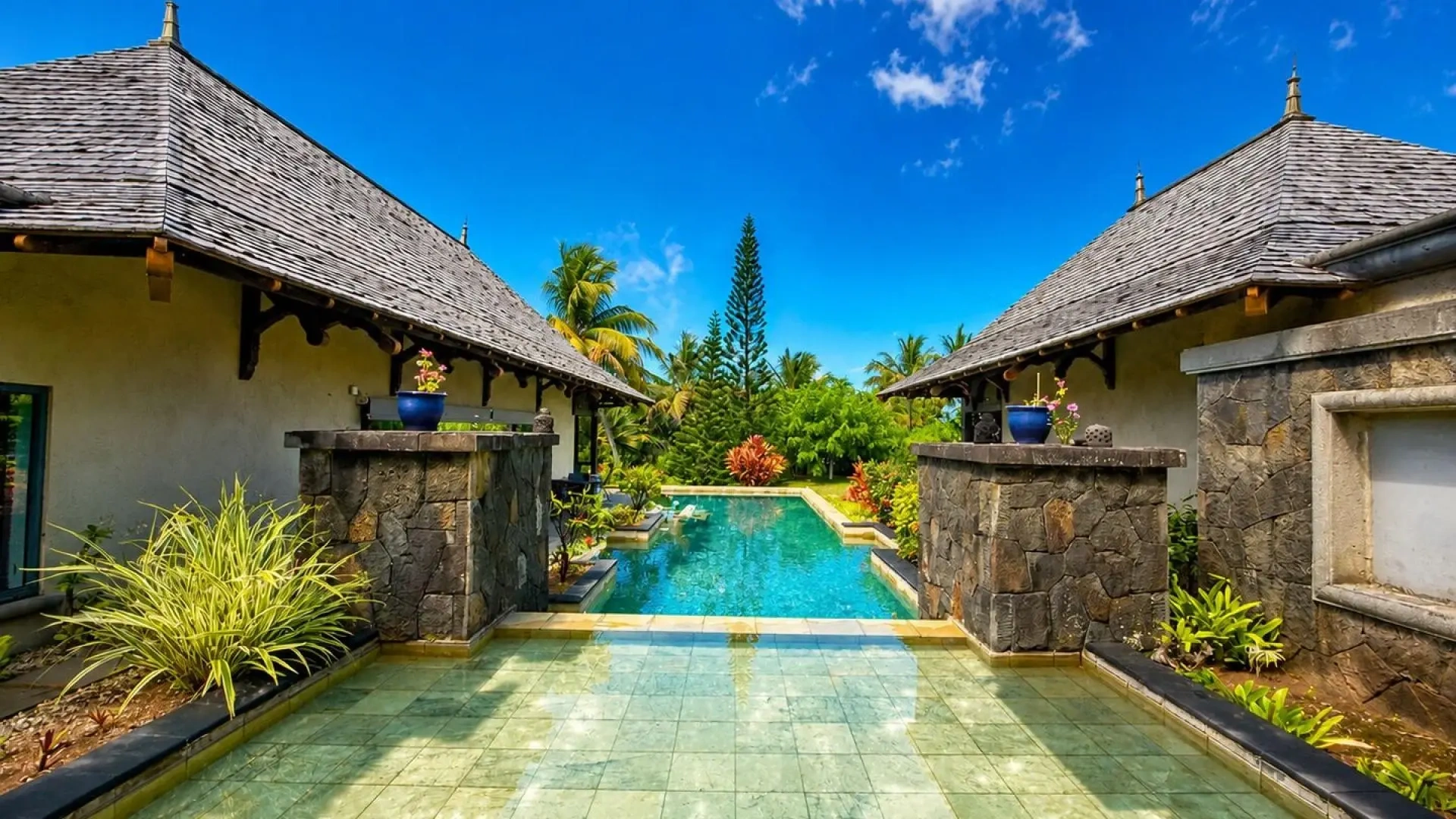 1 - vente villa pieds dans l'eau bel ombre savanne île maurice