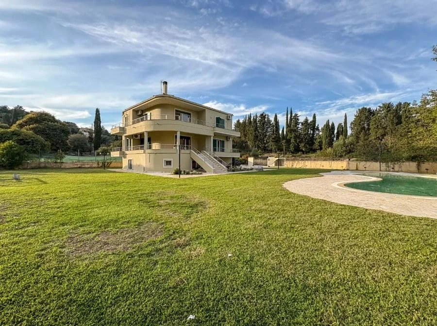 2 - vente villa kompítsi îles ioniennes grèce