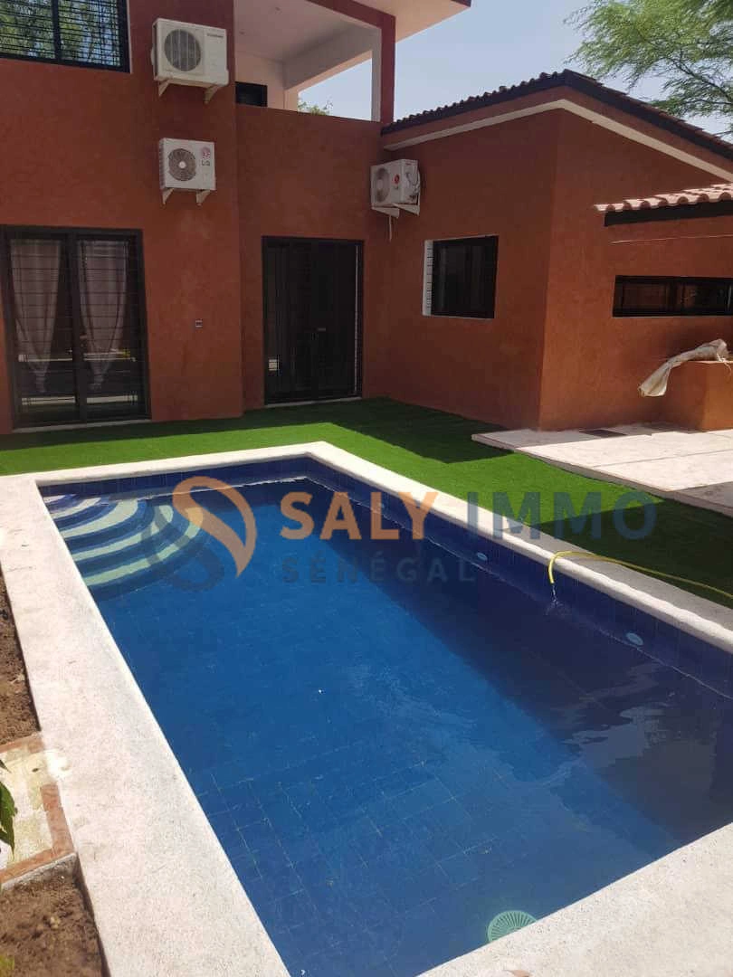 2 - venda casa ngaparou thiès senegal
