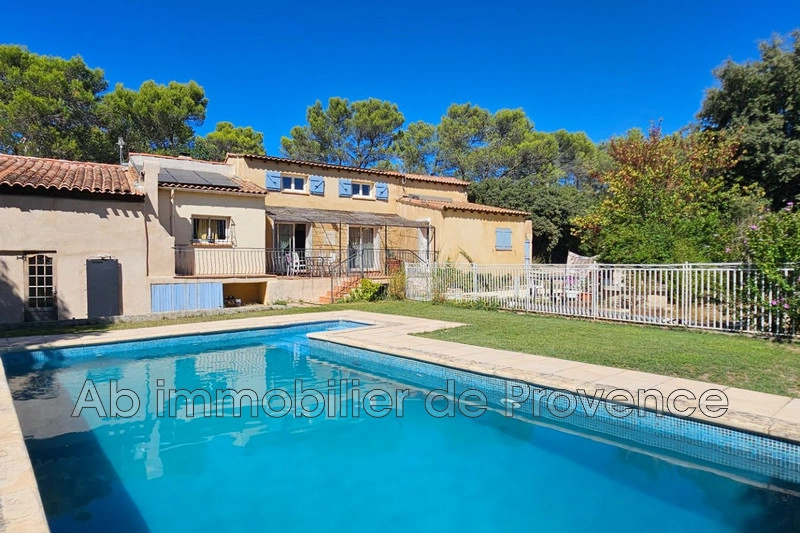 1 - house for sale in rognes bouches-du-rhône france