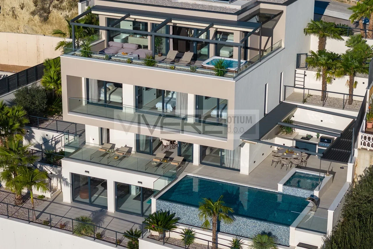 2 - venta casa vista al mar omiš split-dalmacia croacia