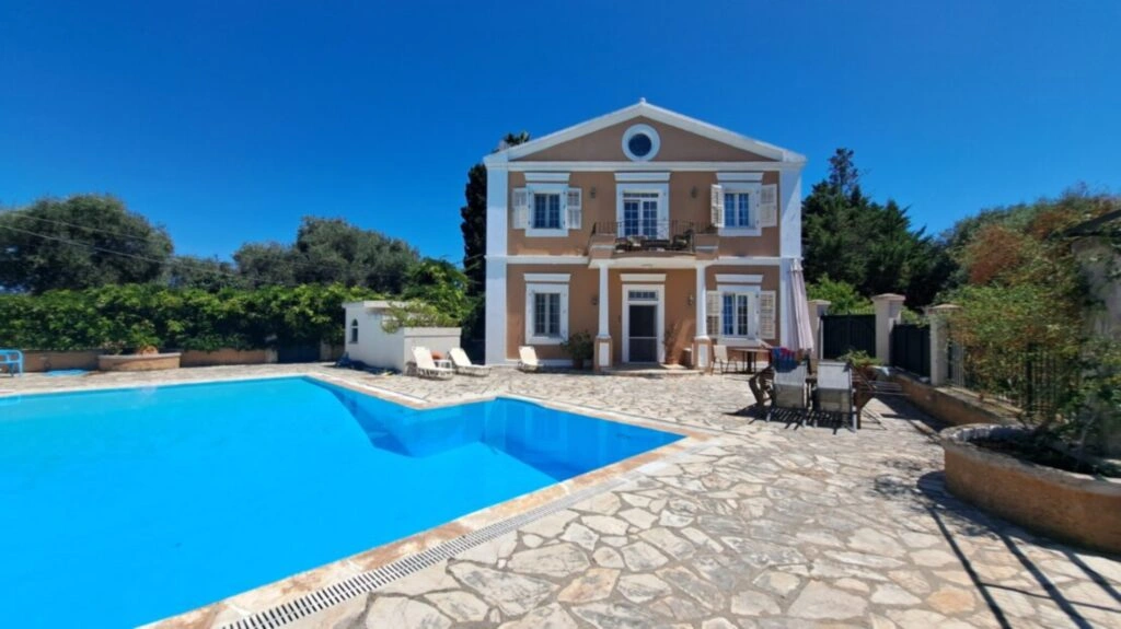 1 - vente villa vue mer perama îles ioniennes grèce