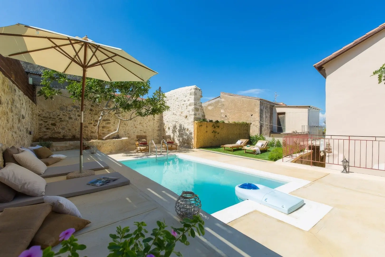 2 - vente maison vue mer mési crète grèce