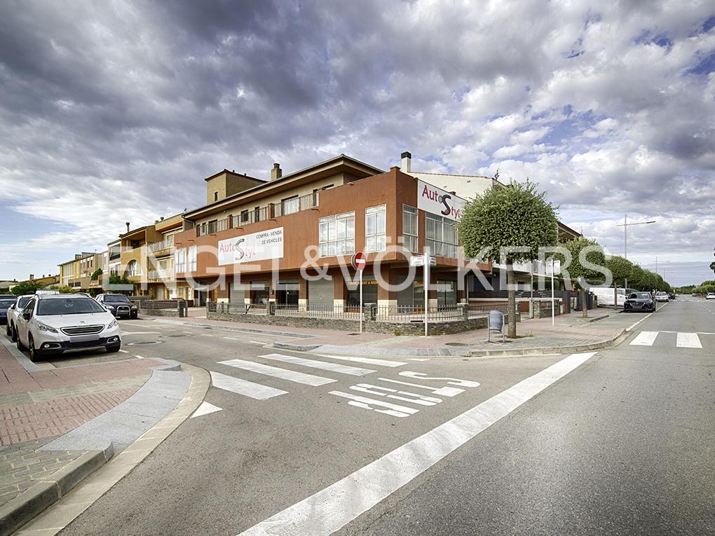 1 - business for sale in vilamalla catalonia spain
