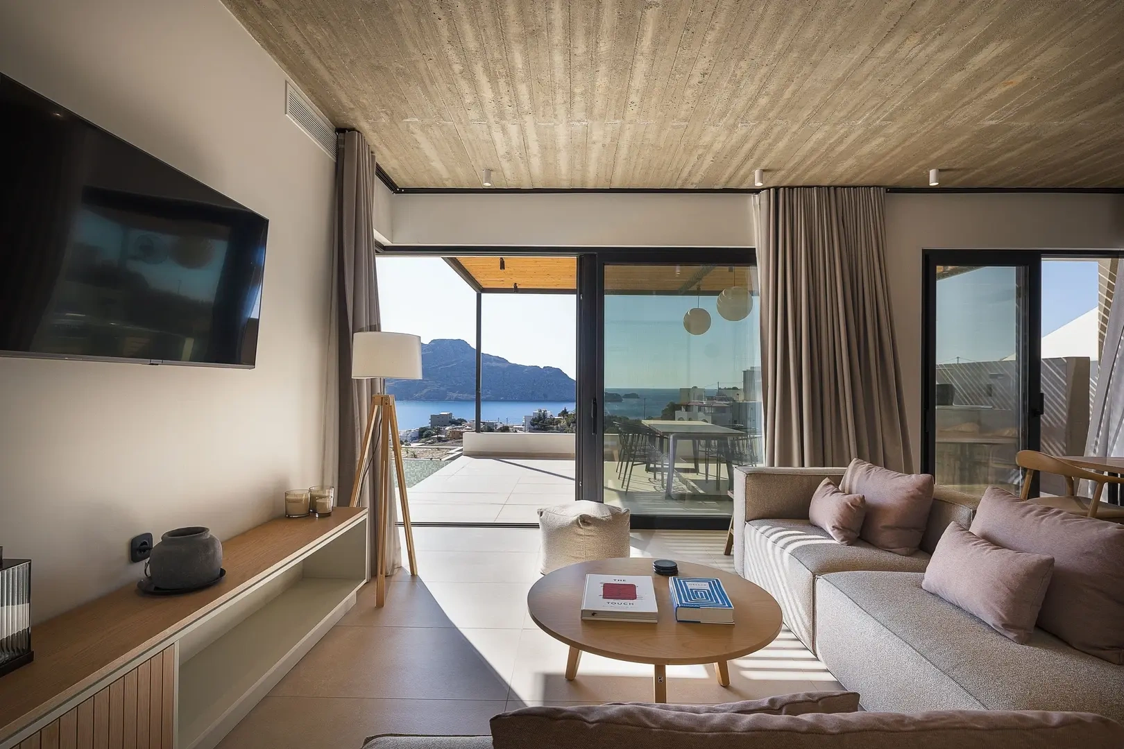 2 - vente maison vue mer marioú crète grèce