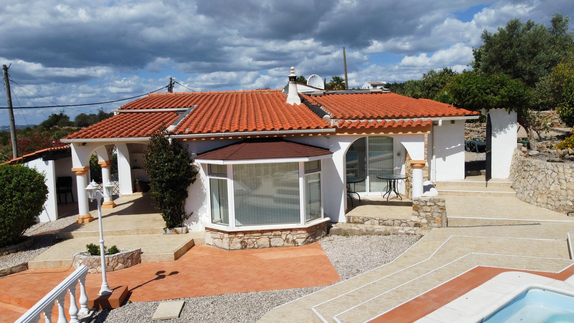 2 - venda casa estoi algarve portugal
