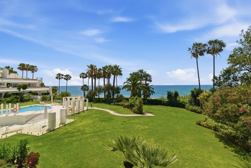 1 - venta apartamento frente al mar estepona - costa del sol andalucía españa