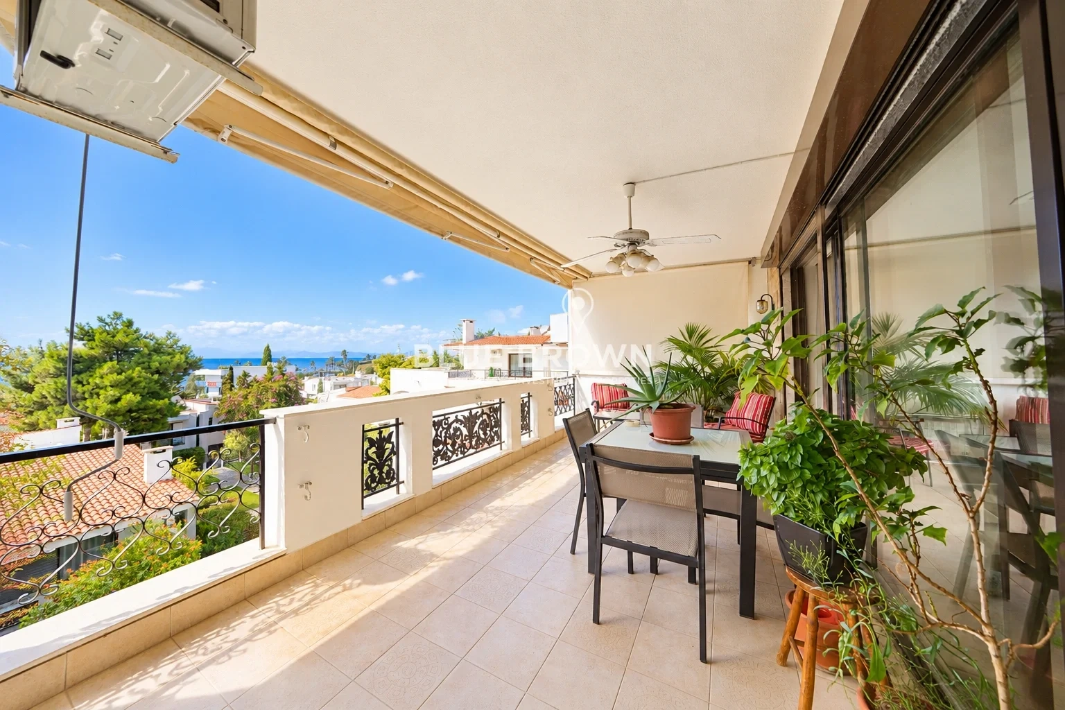 2 - venta apartamento frente al mar voula ática grecia