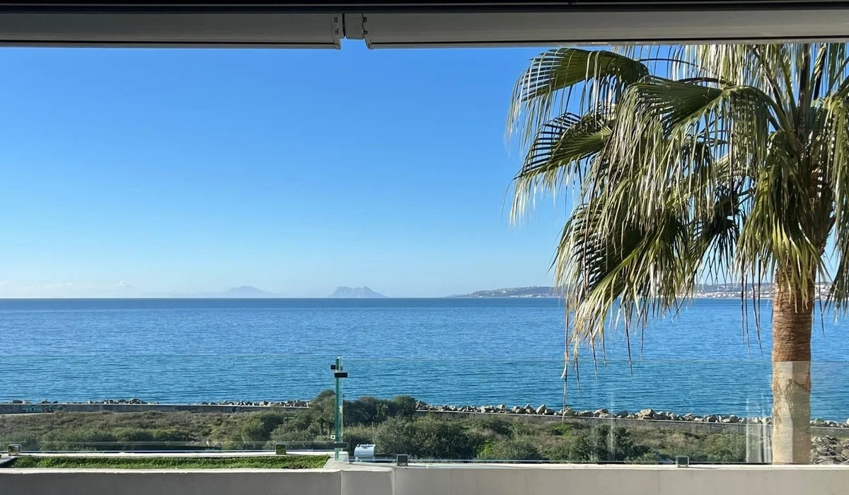 1 - продажа квартира ноги в воде estepona - costa del sol андалусия испания