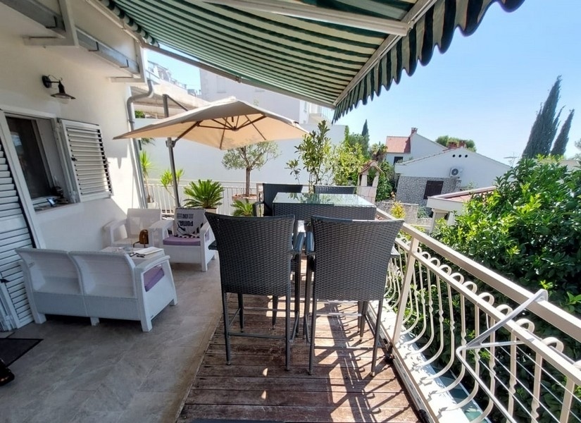 1 - venda casa vista de mar ciovo split-dalmácia croácia