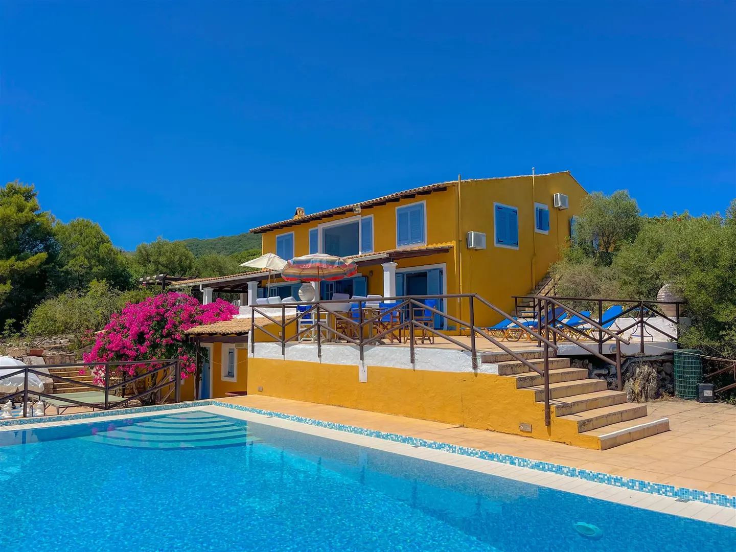 2 - vente maison vue mer volimes îles ioniennes grèce