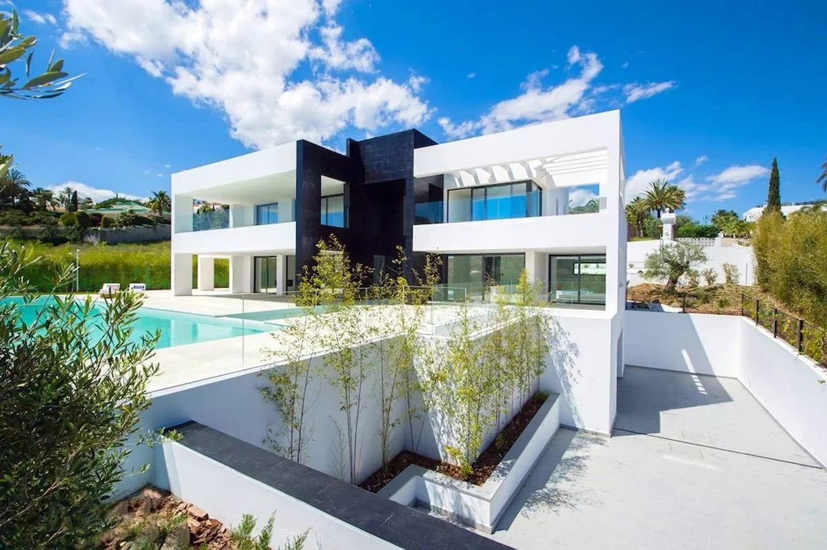 2 - verkoop huis uitzicht op zee nueva andalucia andalusië spanje
