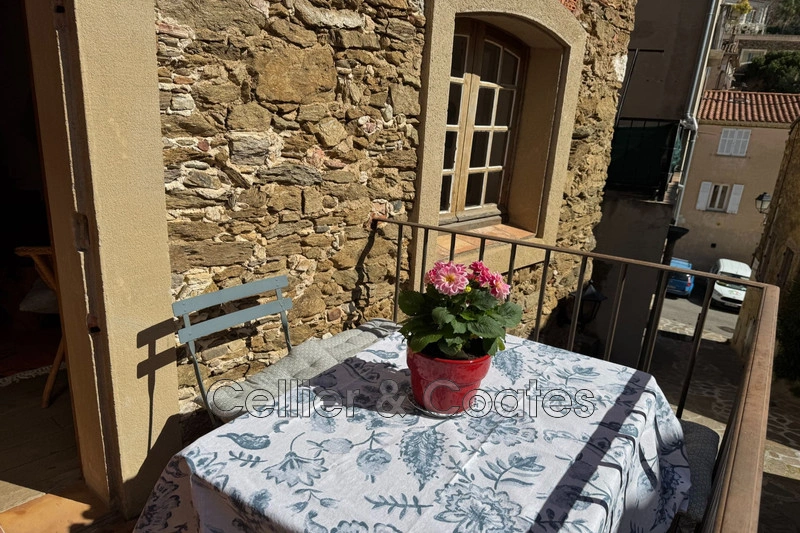 2 - house for sale in bormes-les-mimosas var france