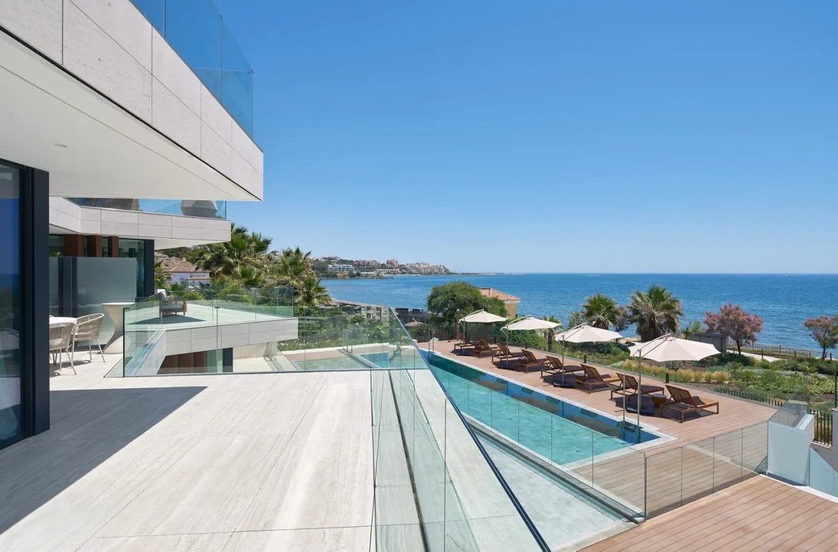 2 - venta apartamento frente al mar estepona - costa del sol andalucía españa