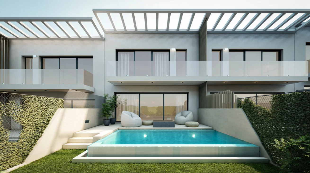 4 bedroom house with swimming pool