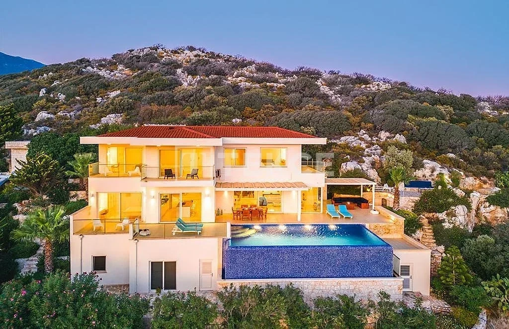 2 - vente maison vue mer kas antalya turquie