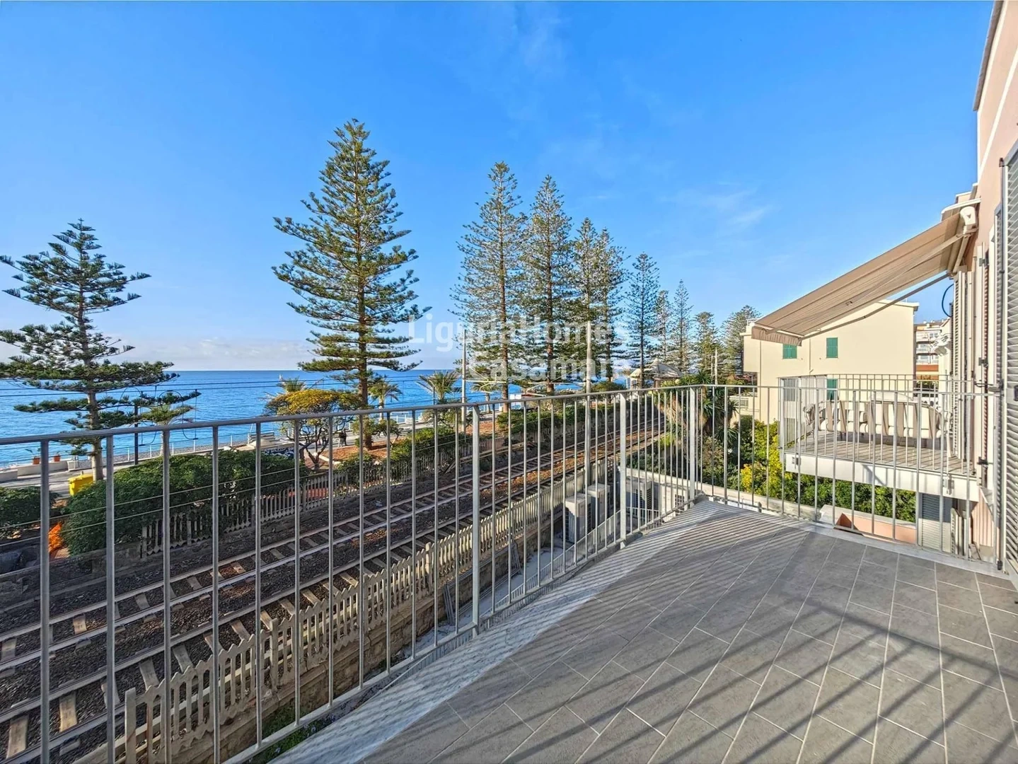 2 - venda apartamento vista de mar bordighera liguria itália
