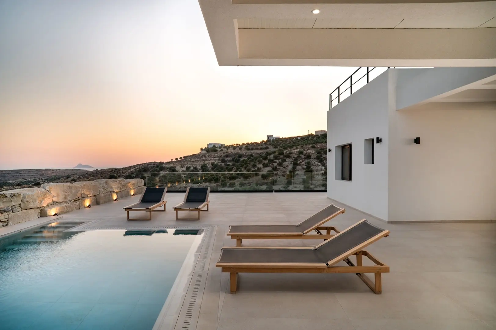 2 - sea view house for sale in tympáki crete greece