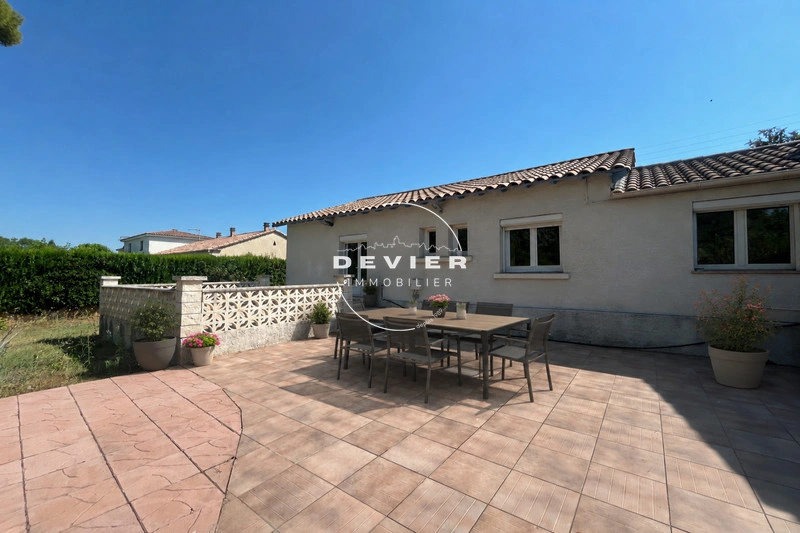 1 - venda casa saint-brès herault frança
