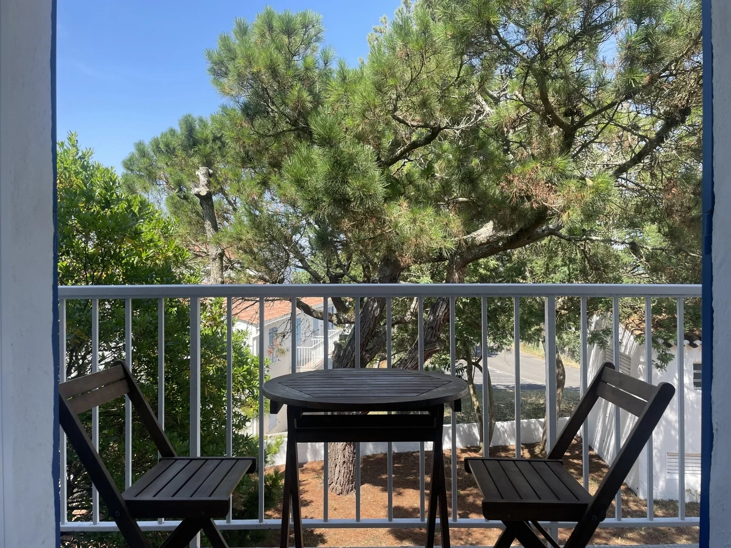 2 - beach walk apartment for sale in la guérinière vendée france