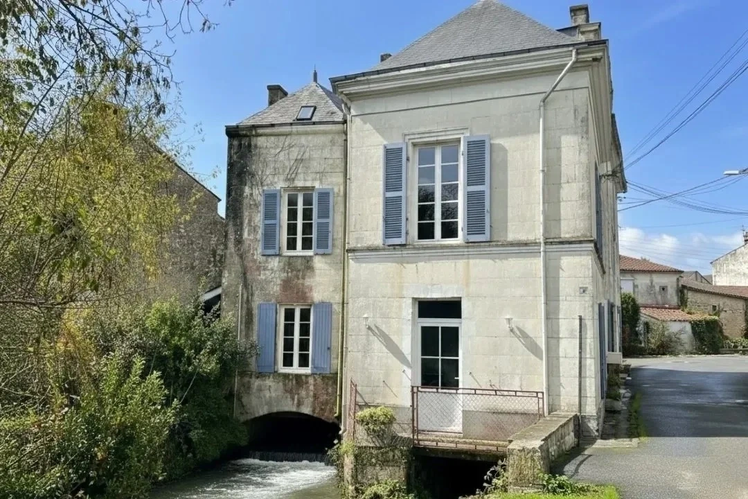 1 - venta casa saint-jean-d'angély charente marítimo francia