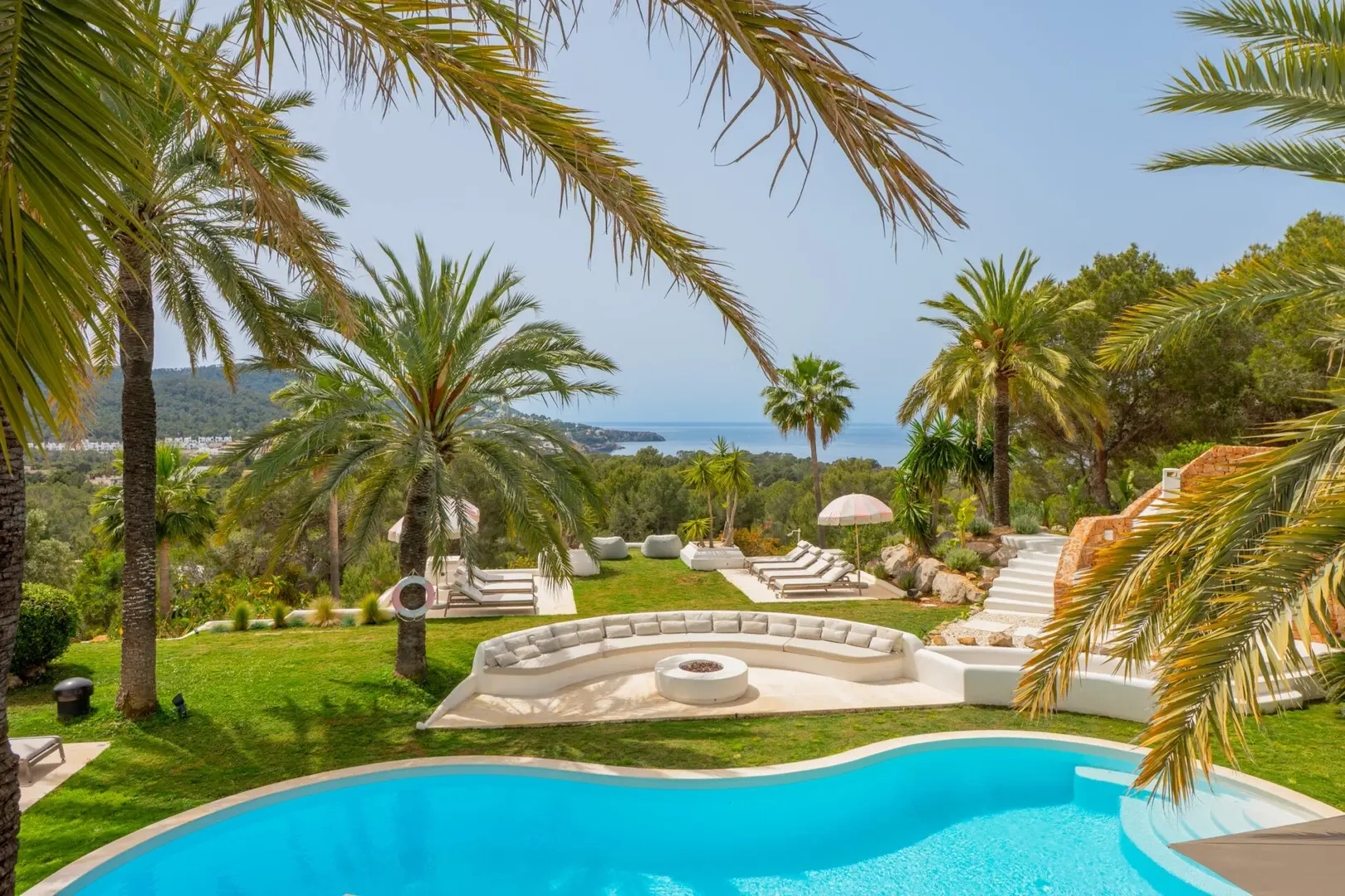 Casa con piscina
