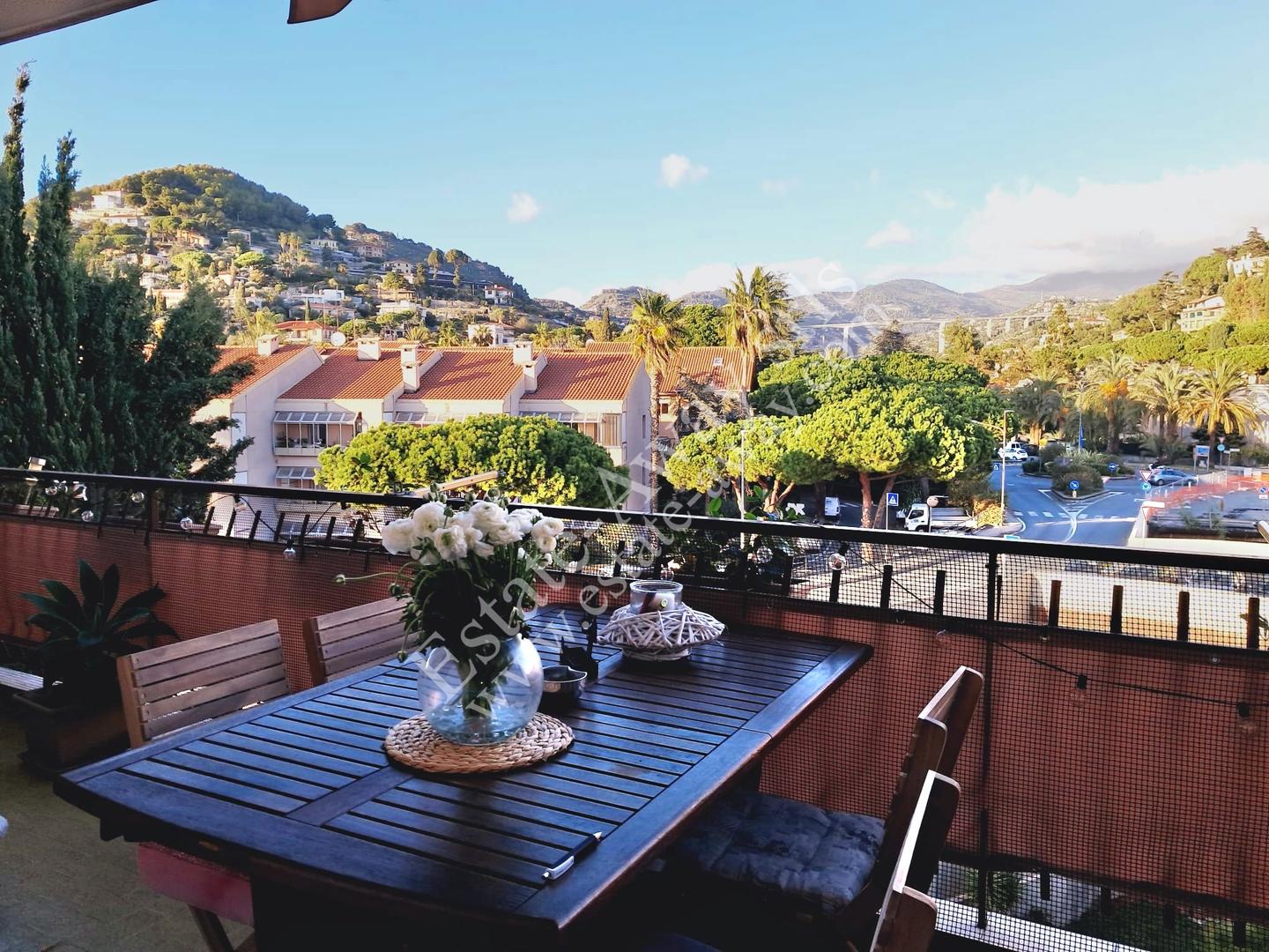 1 - beach walk apartment for sale in bordighera liguria italy