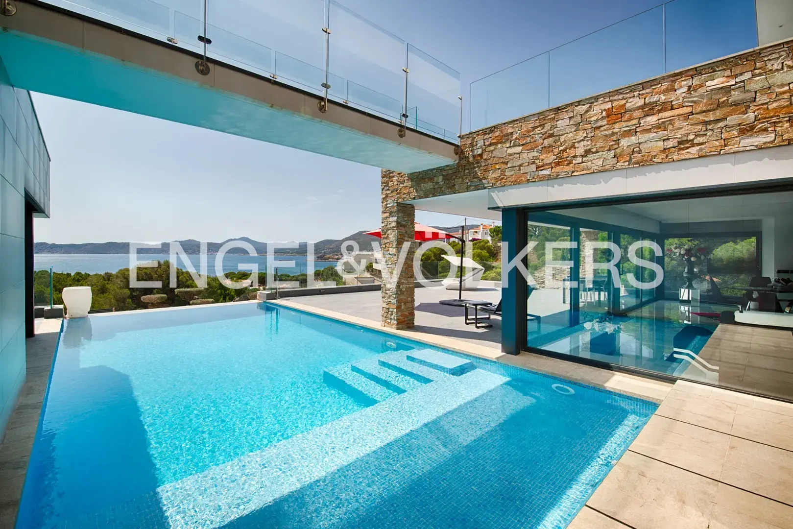 2 - verkoop huis uitzicht op zee llança catalonia spanje