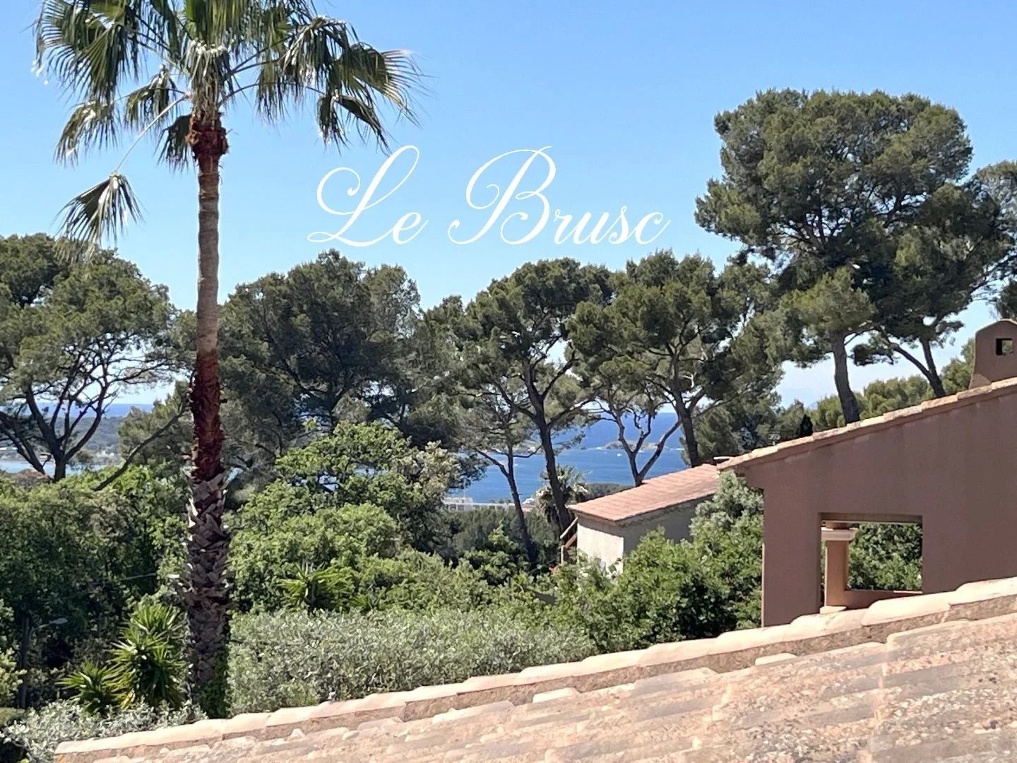 1 - verkoop huis uitzicht op zee six fours les plages var frankrijk