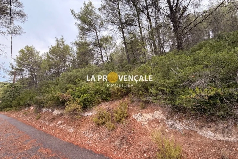 2 - vendita terreno auriol bocche del rodano francia