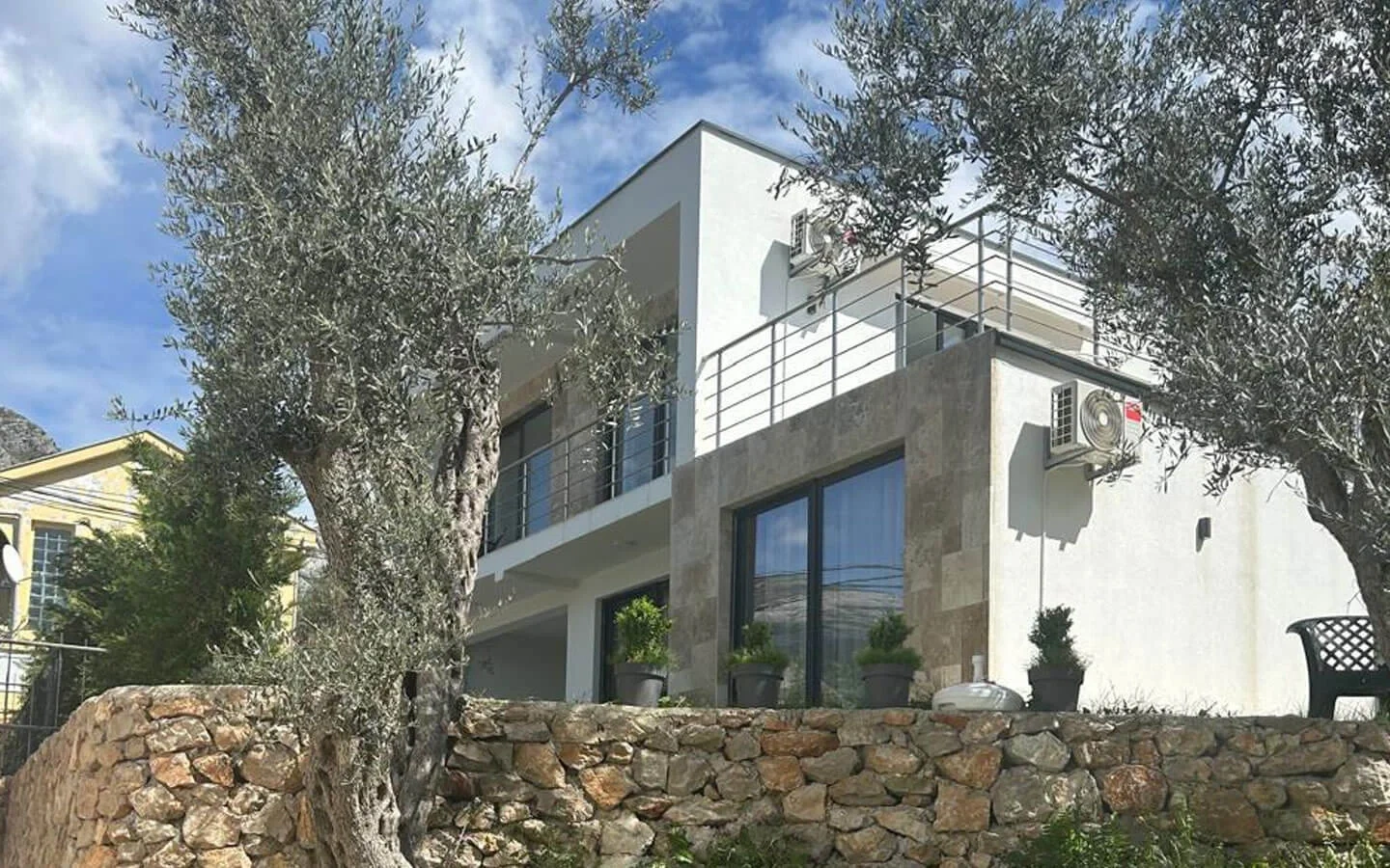 2 - verkauf haus meerblick bartula bar montenegro