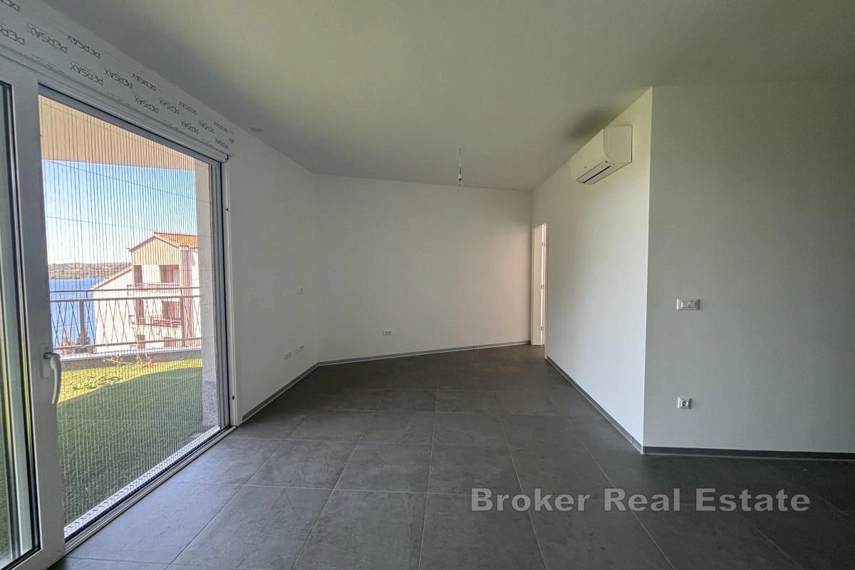 2 - venta apartamento vista al mar trogir split-dalmacia croacia
