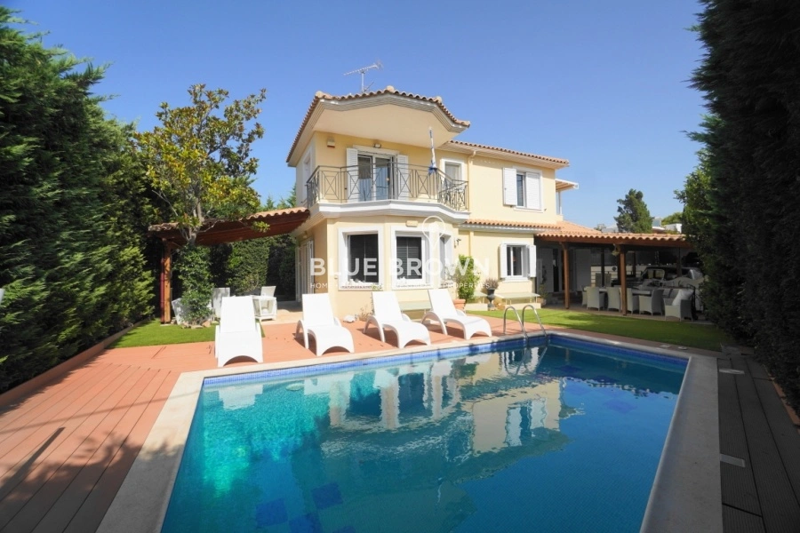 1 - house for sale in varkiza attica greece