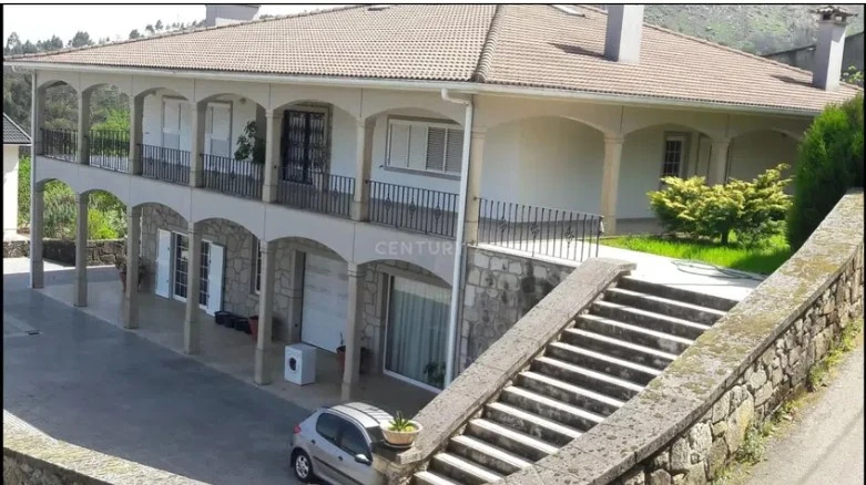 2 - house for sale in valença north region portugal