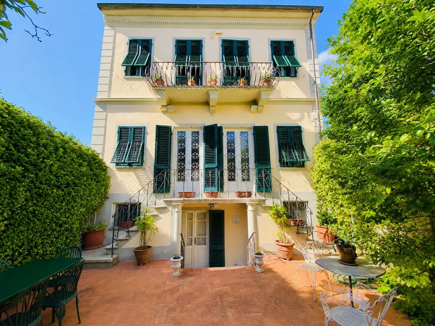 1 - vendita villa lucca toscana italia