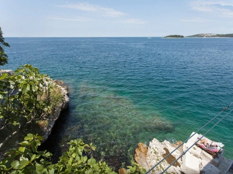 1 - verkoop appartement aan het water rovinj istria kroatië