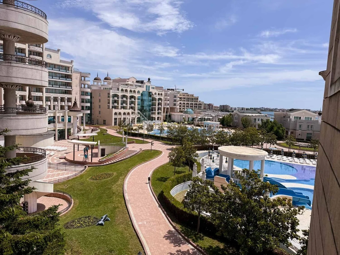 2 - vendita appartamento fronte mare pomorie burgas bulgaria