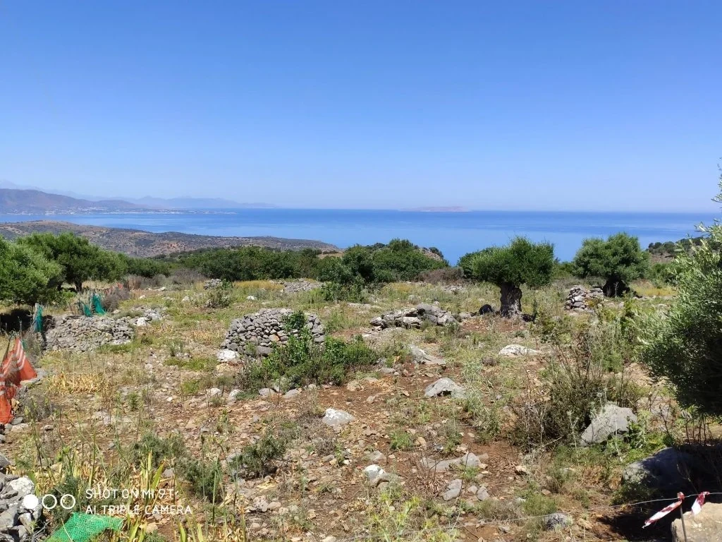 2 - venta terreno vista al mar neapolis creta grecia