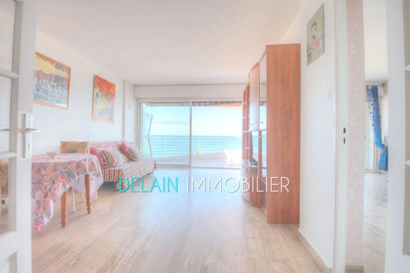 2 - sea view apartment for sale in cagnes-sur-mer alpes-maritimes france
