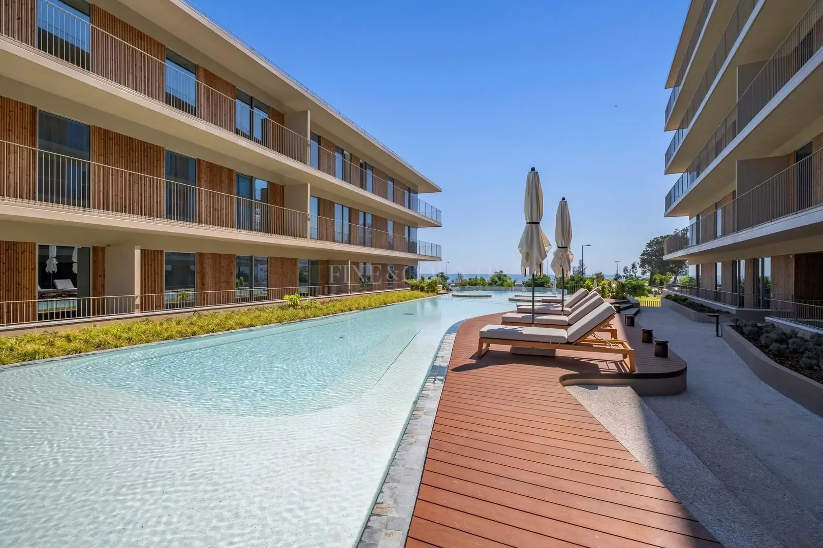1 - venda apartamento frente ao mar quarteira algarve portugal