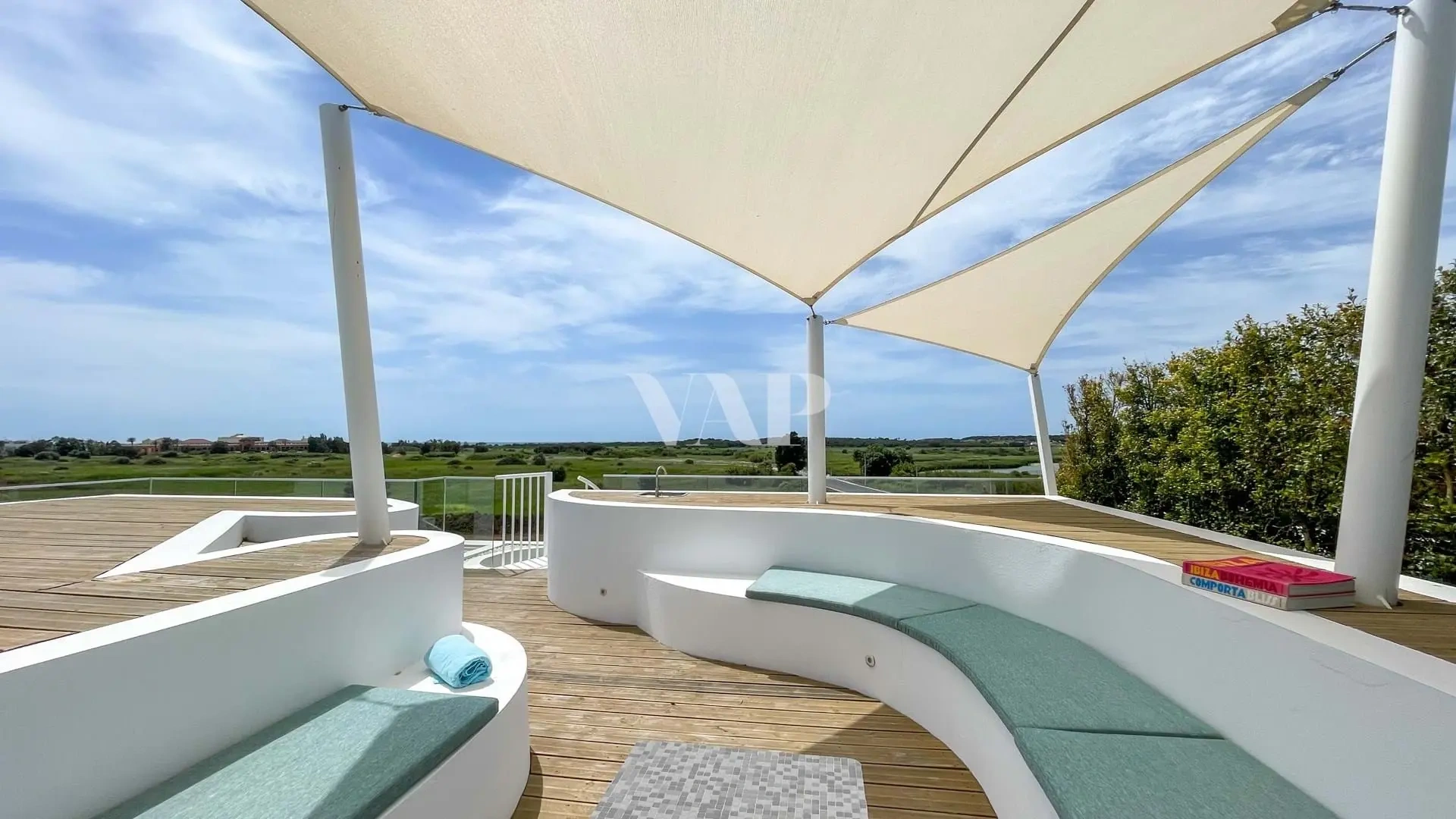 VAP REAL ESTATE: 268 houses and apartments for sale