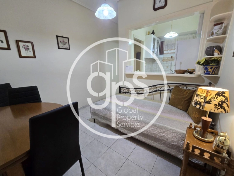 2 - verkauf wohnung strandpromenade loutráki peloponnes griechenland