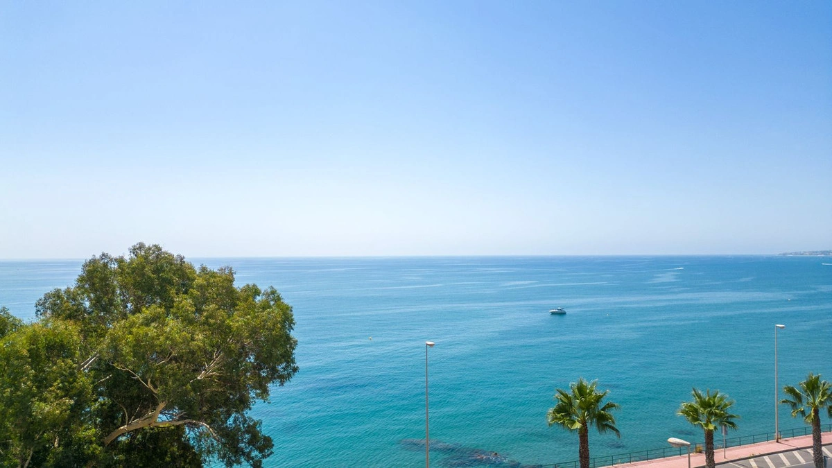 2 - vente maison pieds dans l'eau benalmadena - costa del sol andalousie espagne