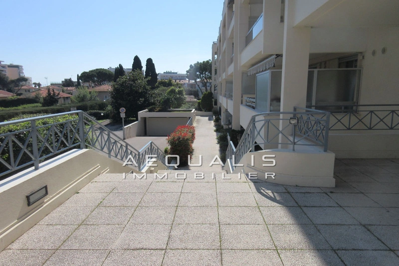 2 - apartment for sale in cagnes-sur-mer alpes-maritimes france