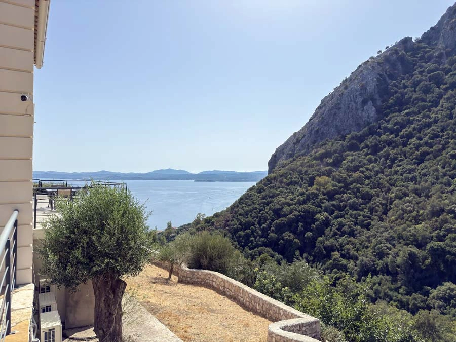 2 - vente villa vue mer corfu îles ioniennes grèce